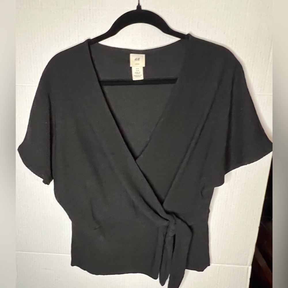 H&M Black Blouse
